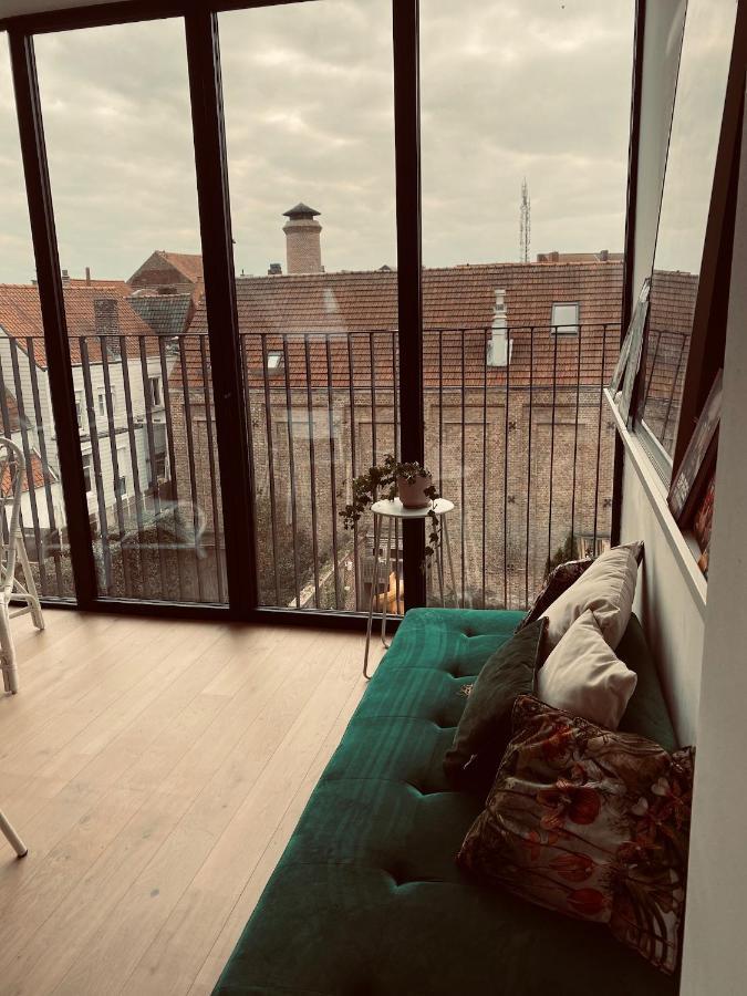 Lichtrijke Loft Bij Restaurant Den Olifant Apartman Ypres Kültér fotó